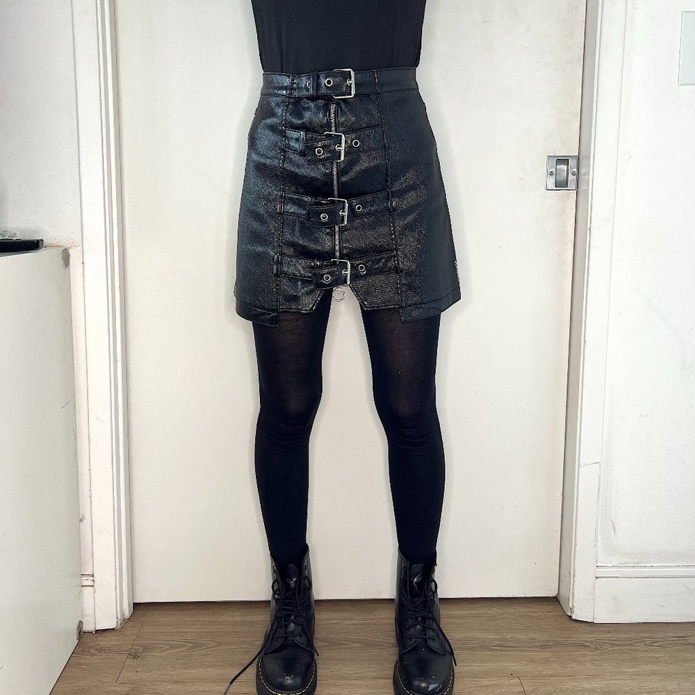 By Marta Goldschmied, black vinyl buckle skirt